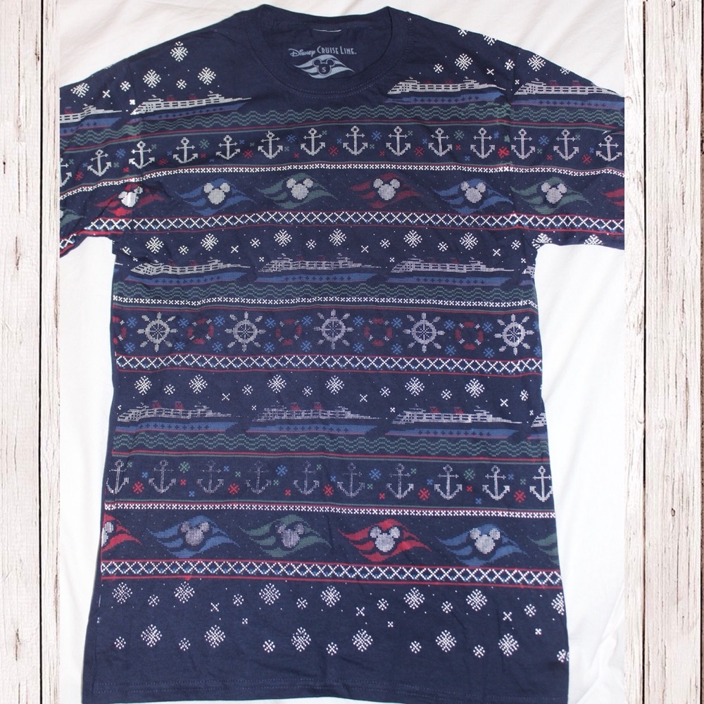 Disney Cruise Line Special Edition 🎄“Sweater” Tee